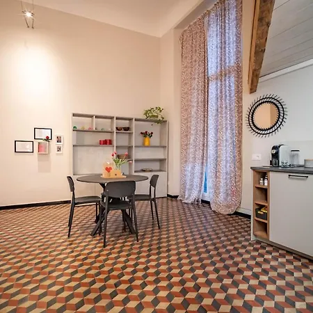 Private Terrace In Old Town, Aquarium 6 Min Apartamento