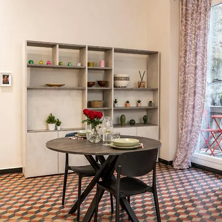 Private Terrace In Old Town, Aquarium 6 Min *