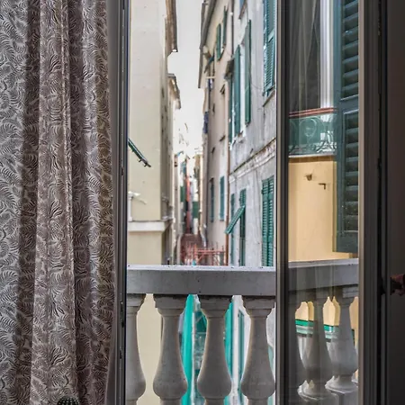 아파트 Private Terrace In Old Town, Aquarium 6 Min